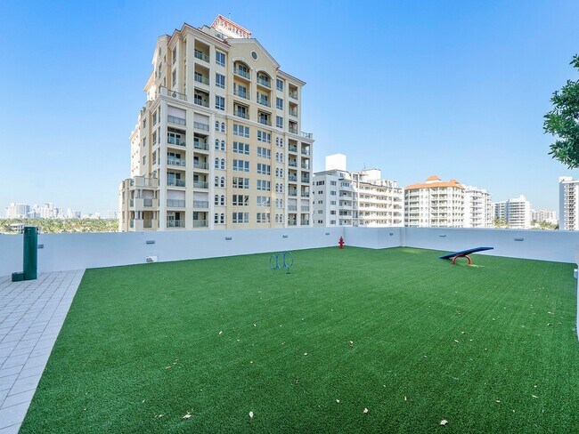 Building Photo - 153 Seabreeze Blvd