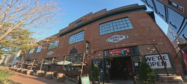 Building Photo - 1315 Euclid St NW