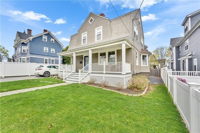 Building Photo - 12 Observatory Ave