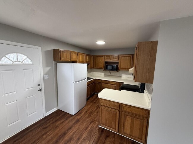 Building Photo - 103 Annette Dr