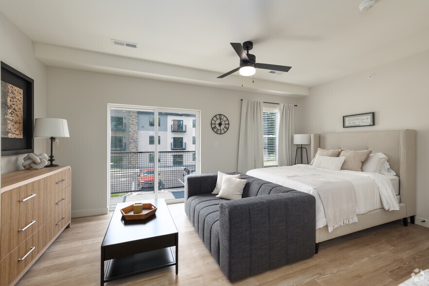 Studio - 595SF - Living Area - 1729 Midtown (Pre-Leasing for June 2025)
