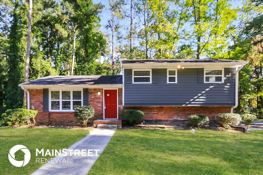 Primary Photo - 2745 Westford Ct SW