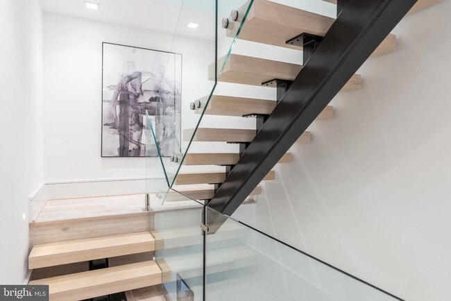 Building Photo - 1604 13th St NW