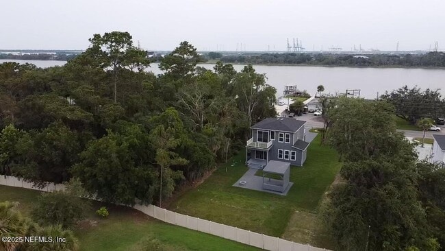 Building Photo - 5405 Heckscher Dr