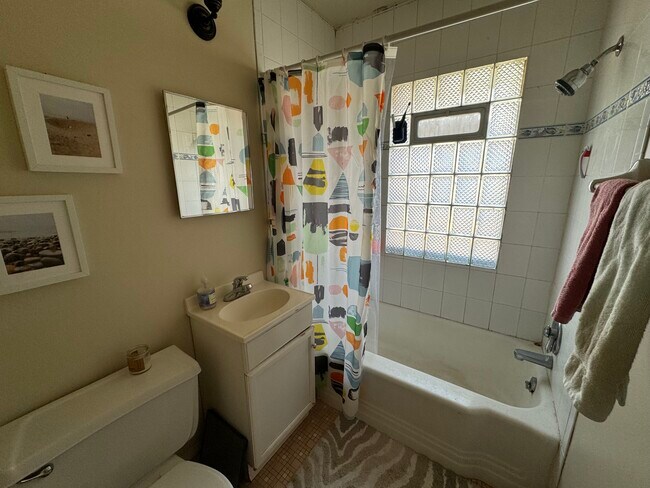 Bathroom - 5500 Oliver Ave S