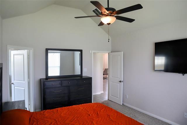 Building Photo - 7024 Llano Dr