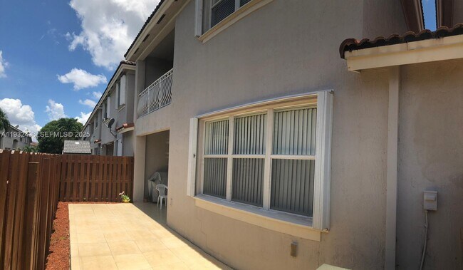 Building Photo - 11476 NW 81st Terrace