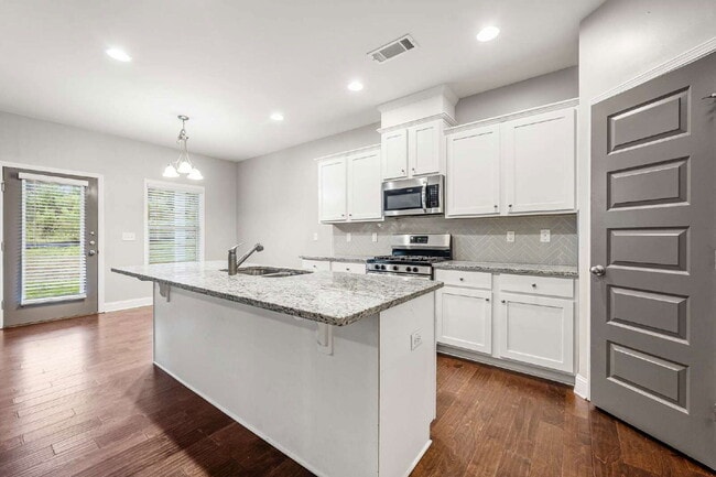 Building Photo - 1880 Cobblefield Cir