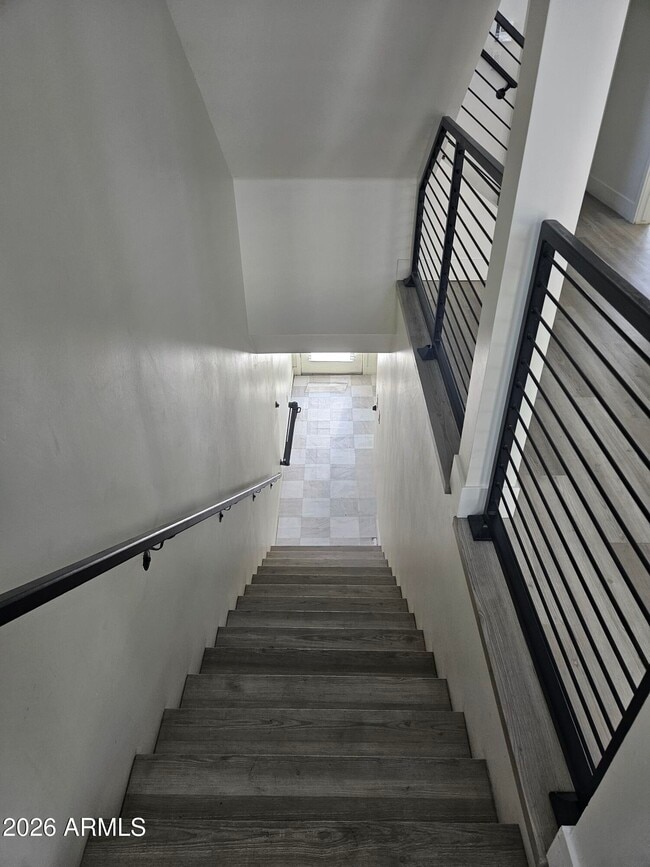 Building Photo - 214 S Roosevelt St