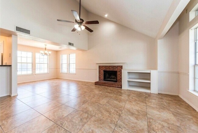 Building Photo - 14303 Oak Chase Dr