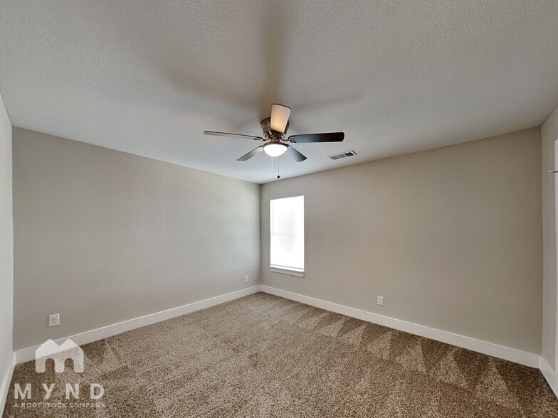 Building Photo - 5517 Van Horn Dr
