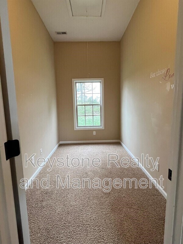Building Photo - 1418 Bruceton Dr