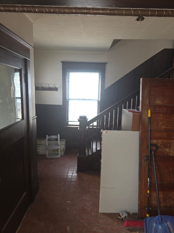 Building Photo - 625 Ruble Ave