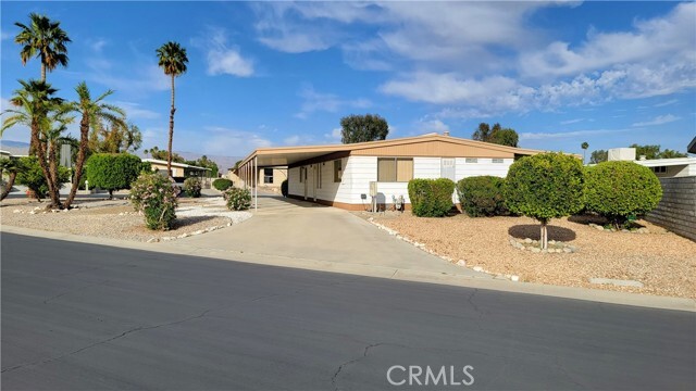Building Photo - 39027 Moronga Canyon Dr