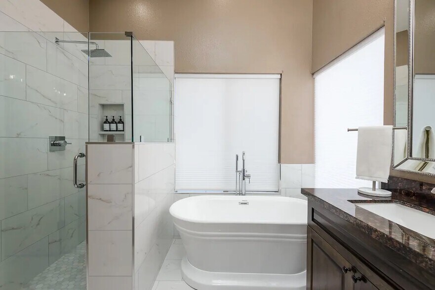 Building Photo - 13597 N 102nd Pl