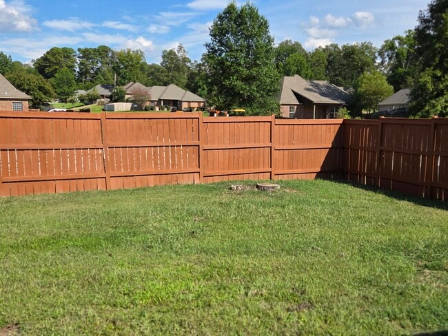 Building Photo - 462 Pinebrook Cir