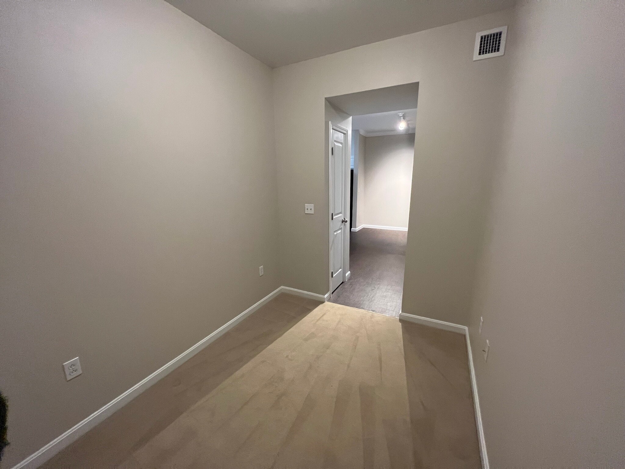 Office/Loft - 1000 Providence Plz