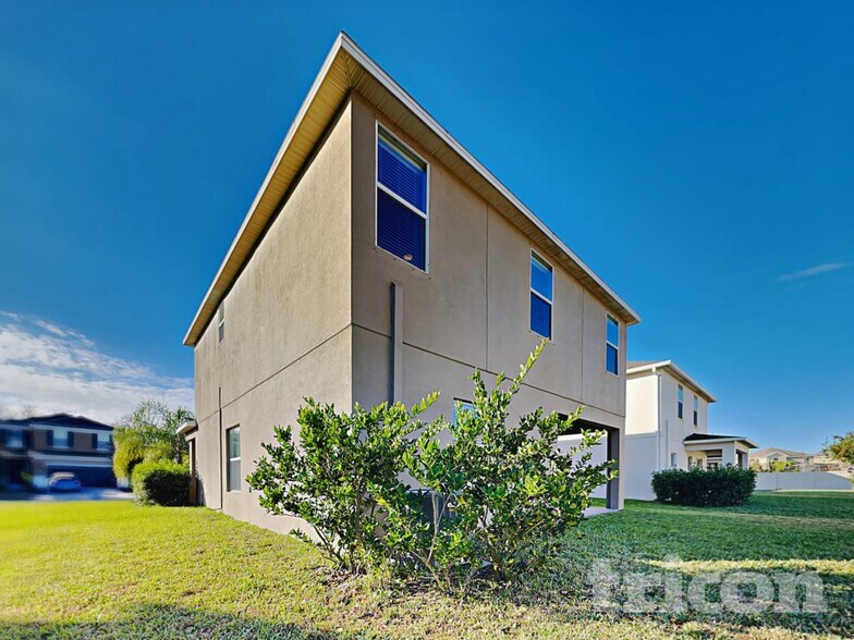 Building Photo - 13814 Crater Cir