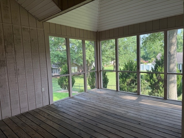Building Photo - 1621 Greenbrier Dr