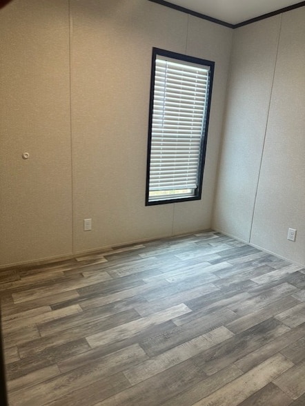 Building Photo - 3200 S Highland Park Dr