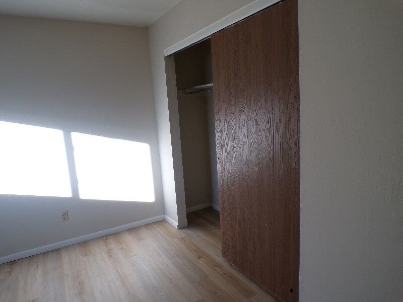 Building Photo - 1308 Hartford St