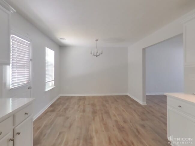 Building Photo - 3892 Alderwoods Dr