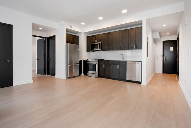 Interior Photo - 21 West End Ave