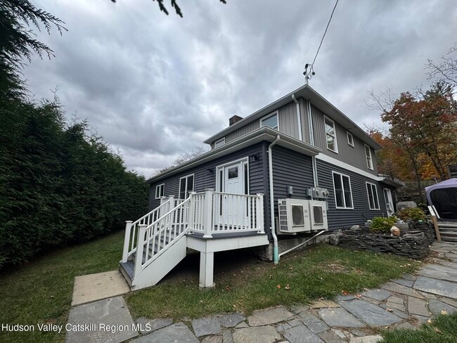 Building Photo - 1812 NY-28