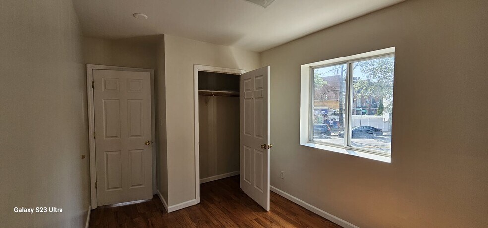 Building Photo - 5717 108th St