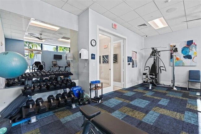 Building Photo - 14747 Cumberland Dr