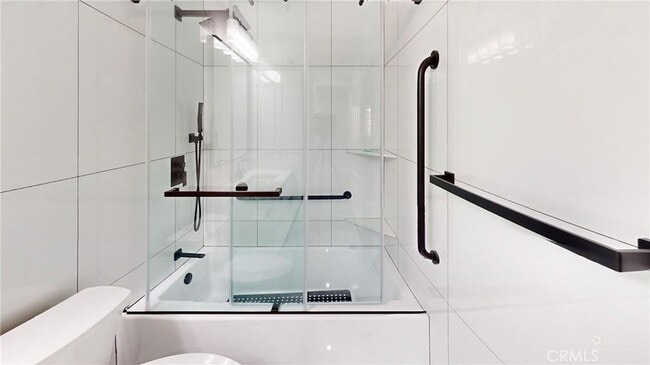 Building Photo - 708 N Lassen Ave