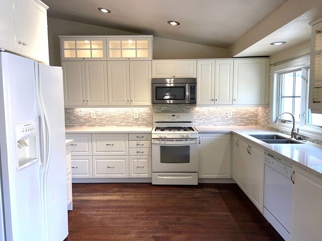 Building Photo - *COMING SOON* Sparks Single Story Home - 4...