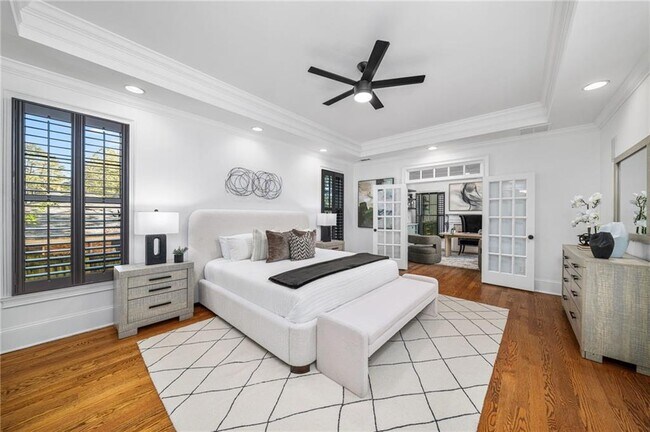 Building Photo - 4715 Westfield Dr NE