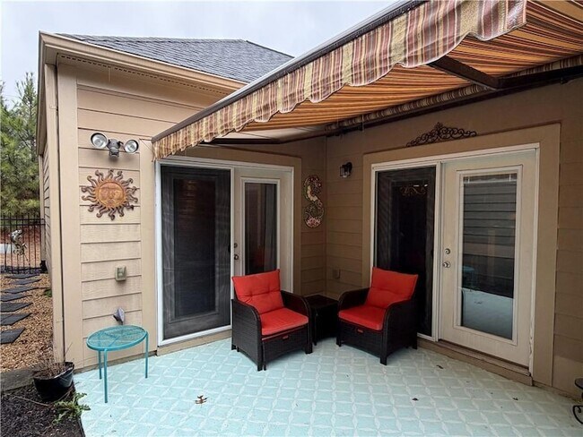 Building Photo - 502 Camellia Ct