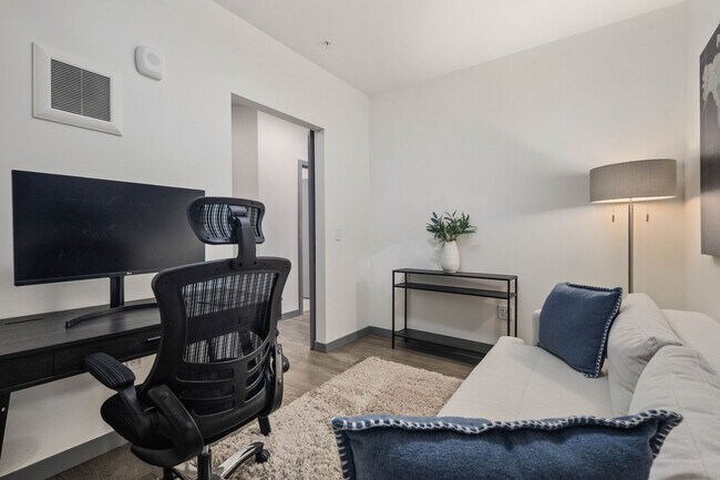 Building Photo - 11903 NE 128th St