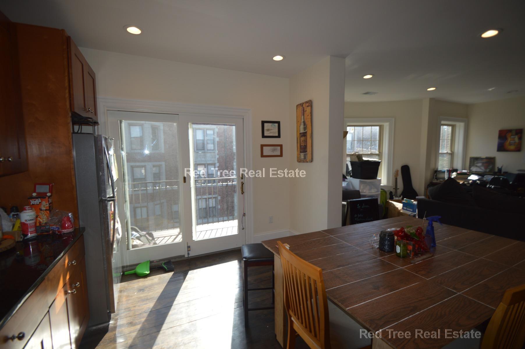 Building Photo - 29 Commonwealth Terrace