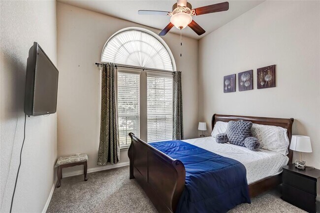 Building Photo - 3721 Royal Tern Ct