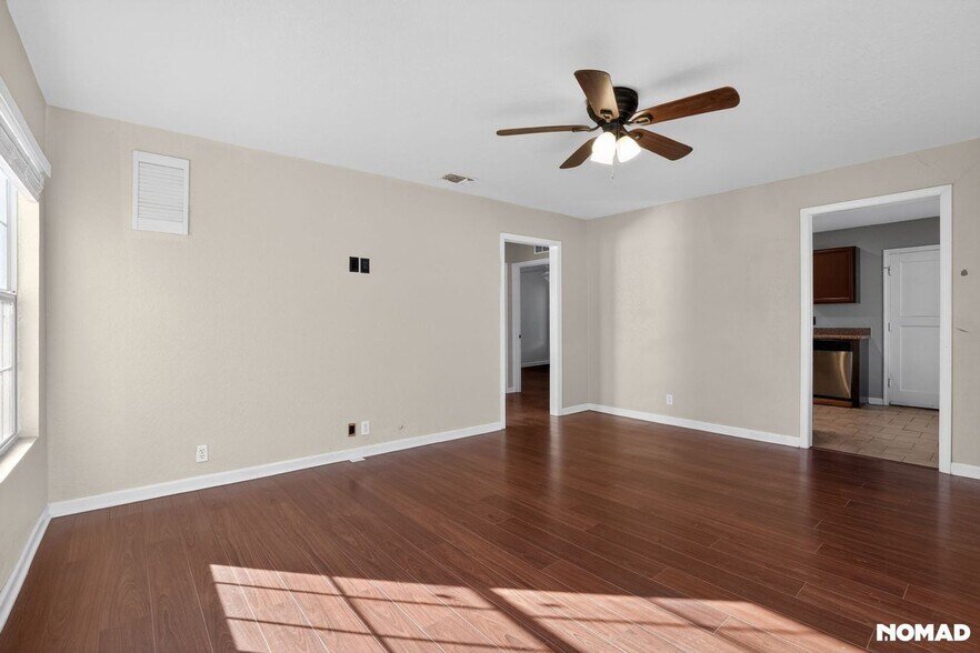 Building Photo - 254 Freiling