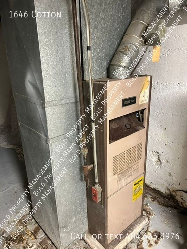 Building Photo - 1646 Cotton-