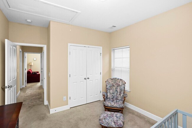 Building Photo - 1123 Frewin St