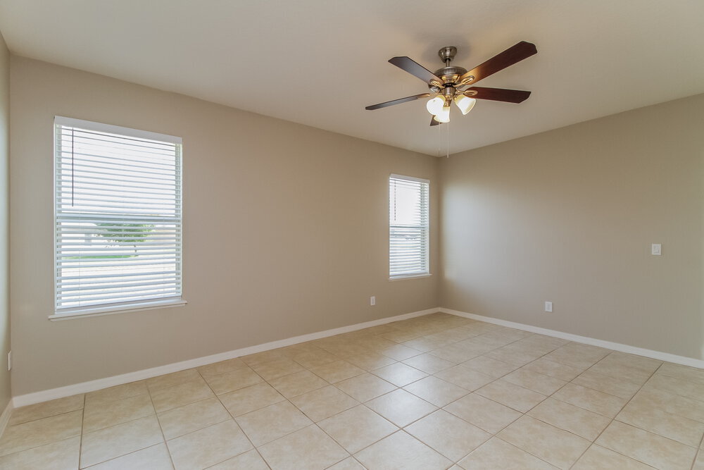 Building Photo - 3226 Queen Alexandria Dr