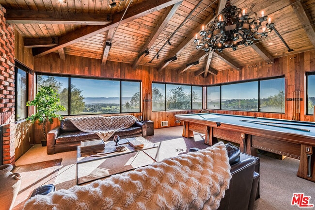 Building Photo - 2975 Calle Bonita