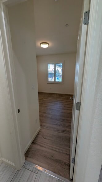 Building Photo - 1140 Bonino Way