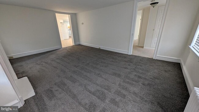 Building Photo - 302 Leidy Rd