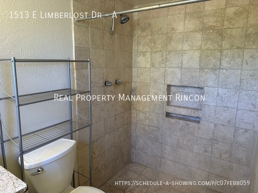 Building Photo - 1513 E Limberlost Dr