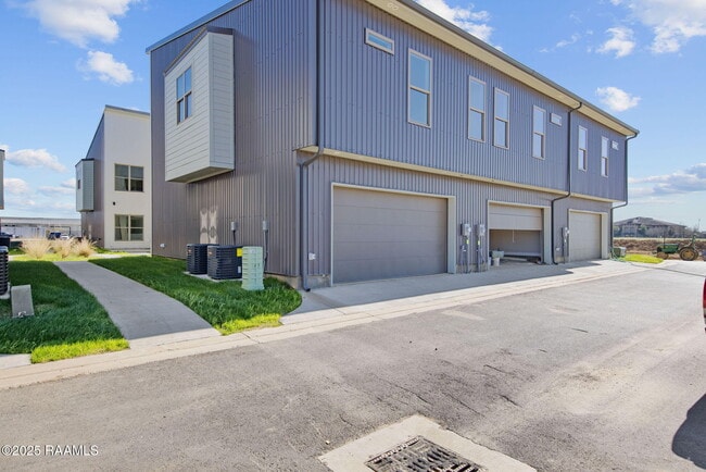 Building Photo - 104 Canvasback Dr