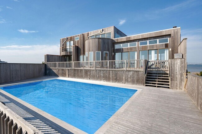 Building Photo - 40 Dune Rd