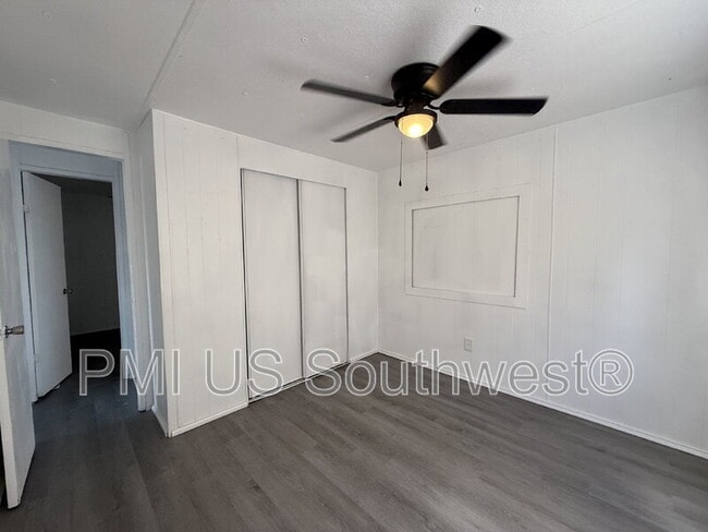 Building Photo - 750 Brill Dr