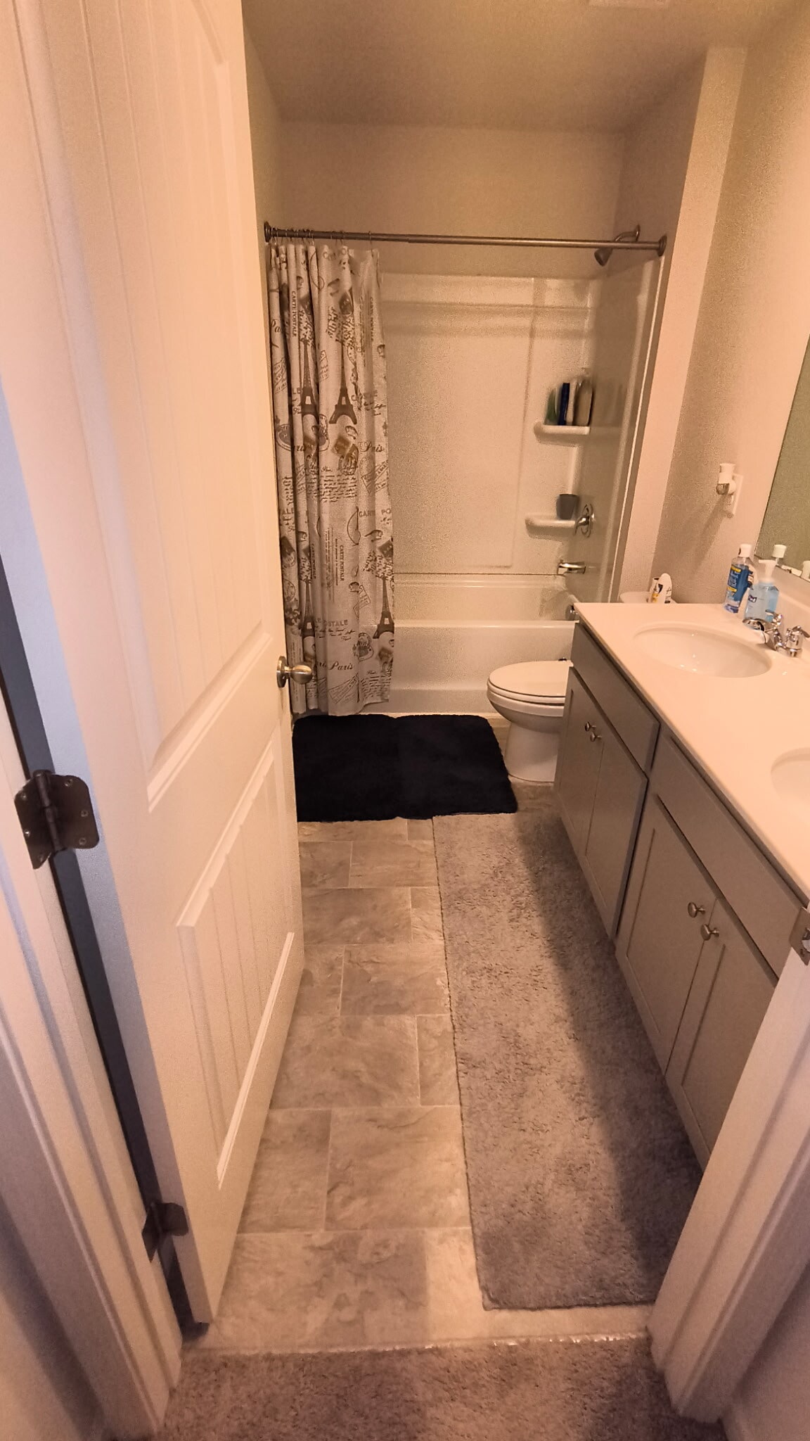 Building Photo - 147 Highgrove Way