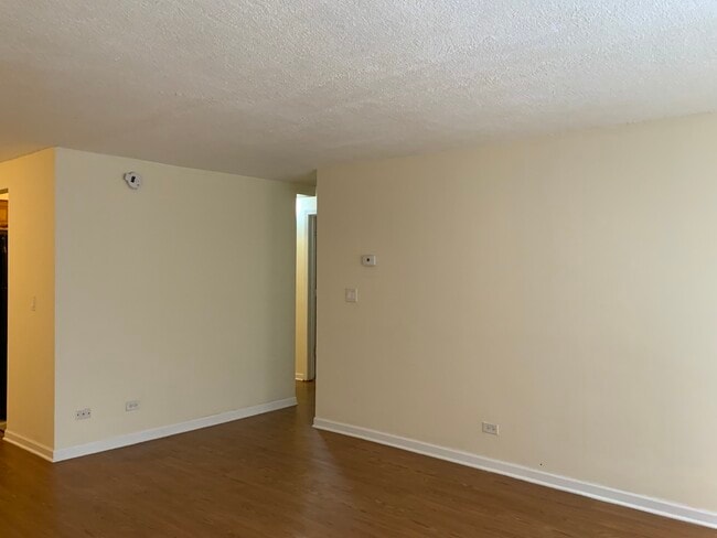 Building Photo - 3737 N Harlem Ave